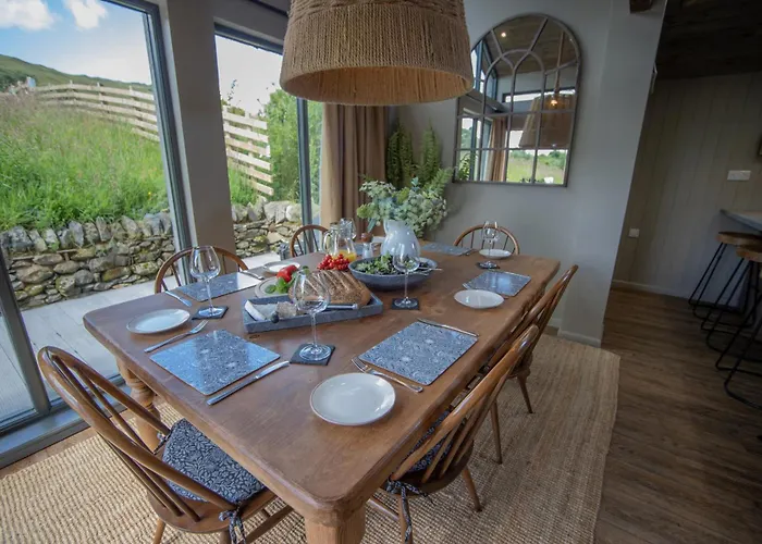 The Owl's Shack * Kendal